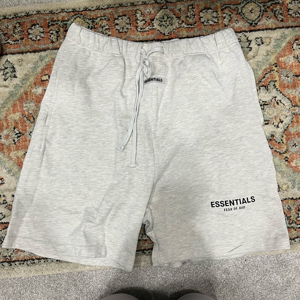 Fear of God Essentials Men’s Sweat Shorts, Size XL, NWT, Gray